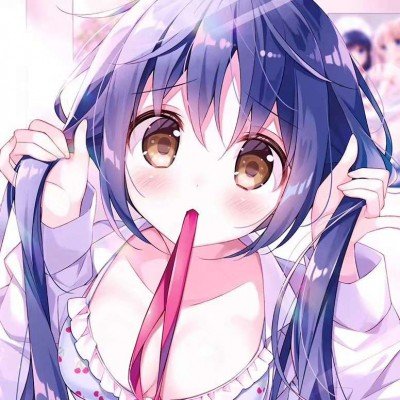王毅机场迎接普京